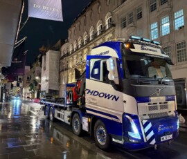 2125901370 - Truck and Crane Hire UK
