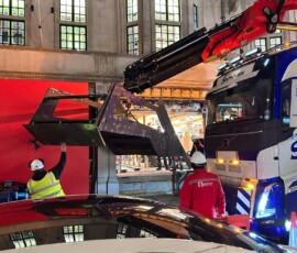 2294091696 - Truck and Crane Hire UK