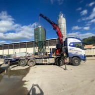 3263337381 - Truck and Crane Hire UK